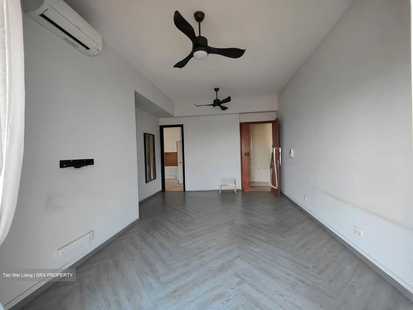 Grosvenor View (D14), Condominium #542022081